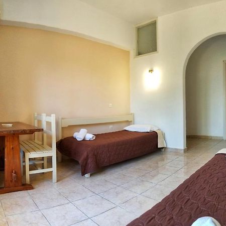 Mirabello Hotel Apartments Dassia  Dış mekan fotoğraf