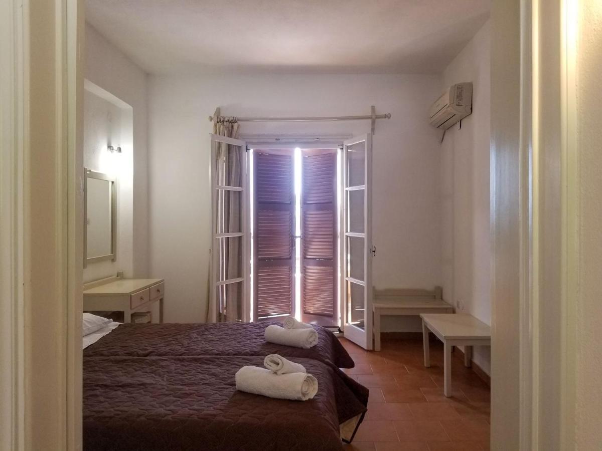 Mirabello Hotel Apartments Dassia  Dış mekan fotoğraf