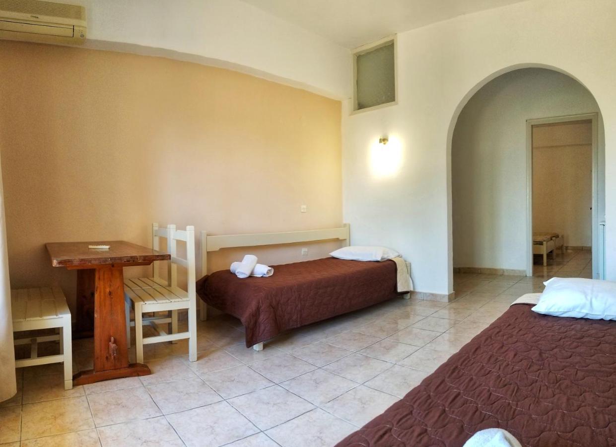 Mirabello Hotel Apartments Dassia  Dış mekan fotoğraf