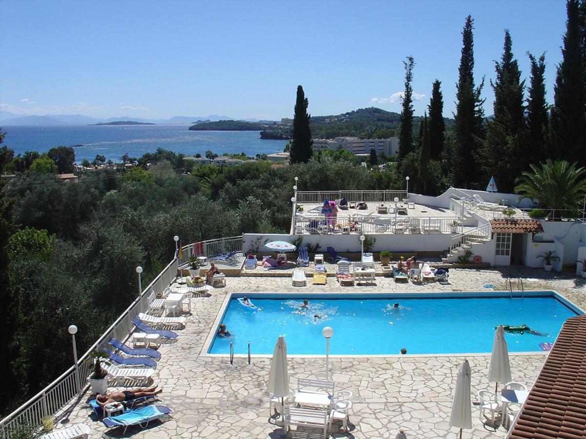 Mirabello Hotel Apartments Dassia  Dış mekan fotoğraf